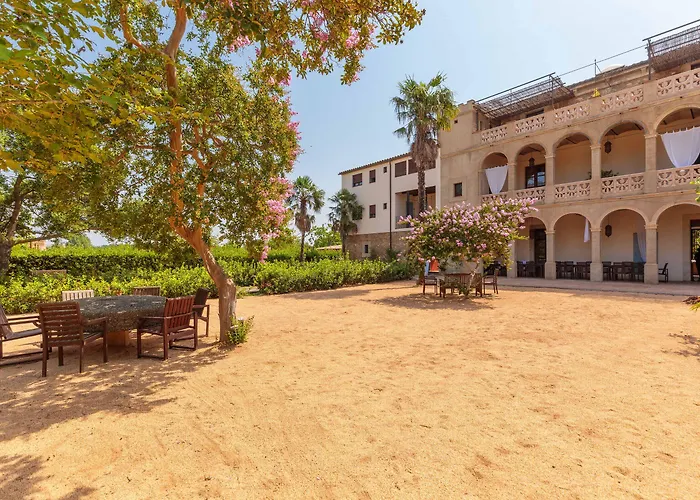 Tallada Hotell